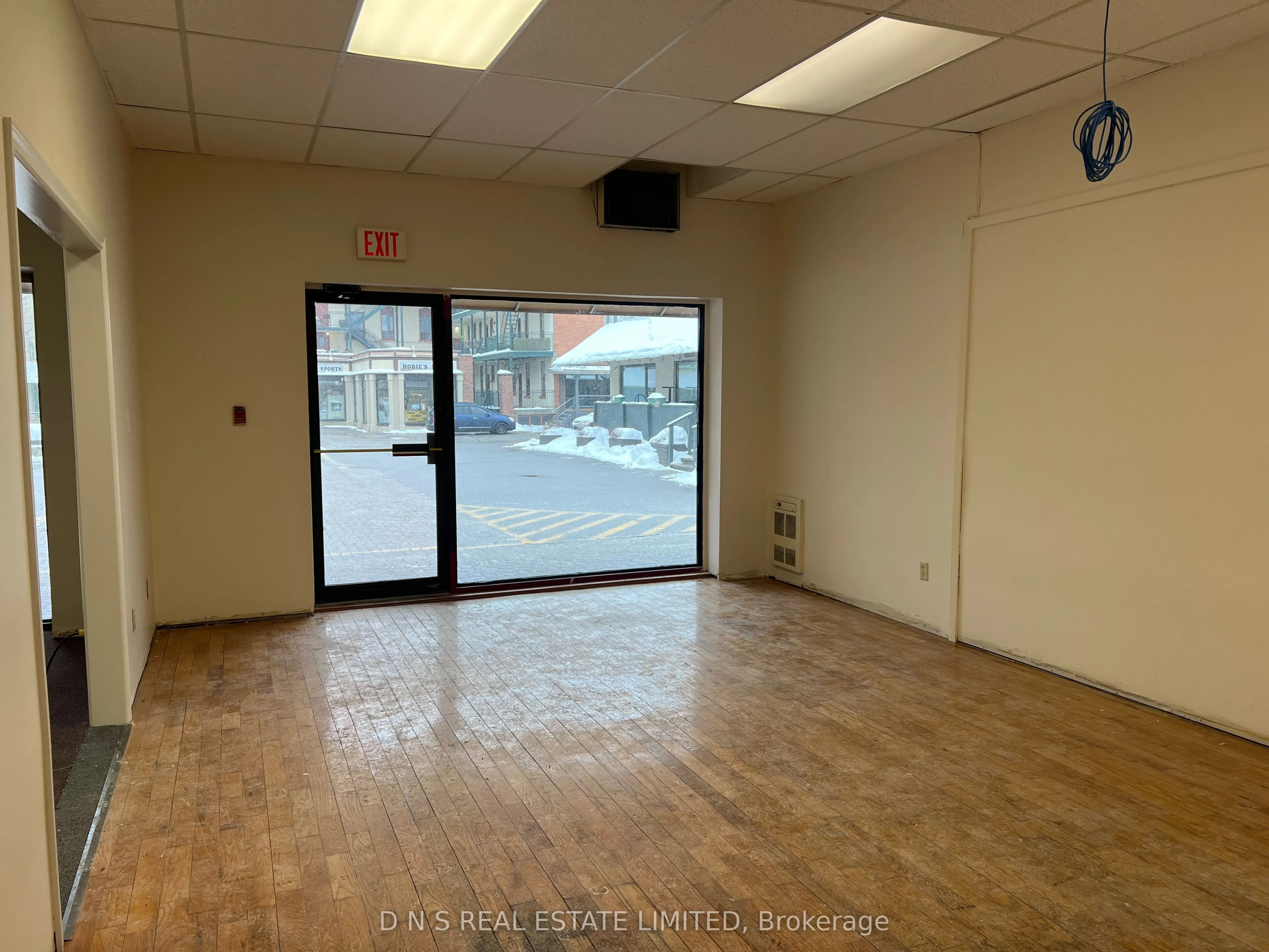 193 SIMCOE Street, #6 & 7