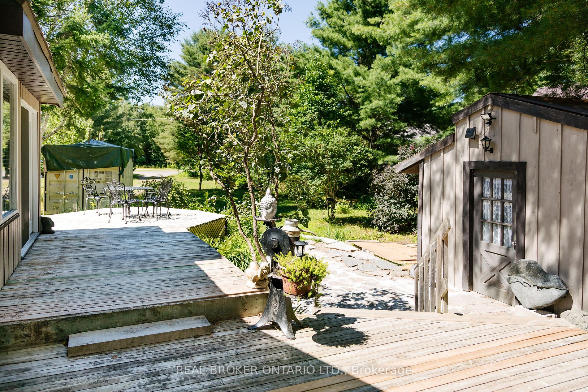 1065 Cloverleaf Road