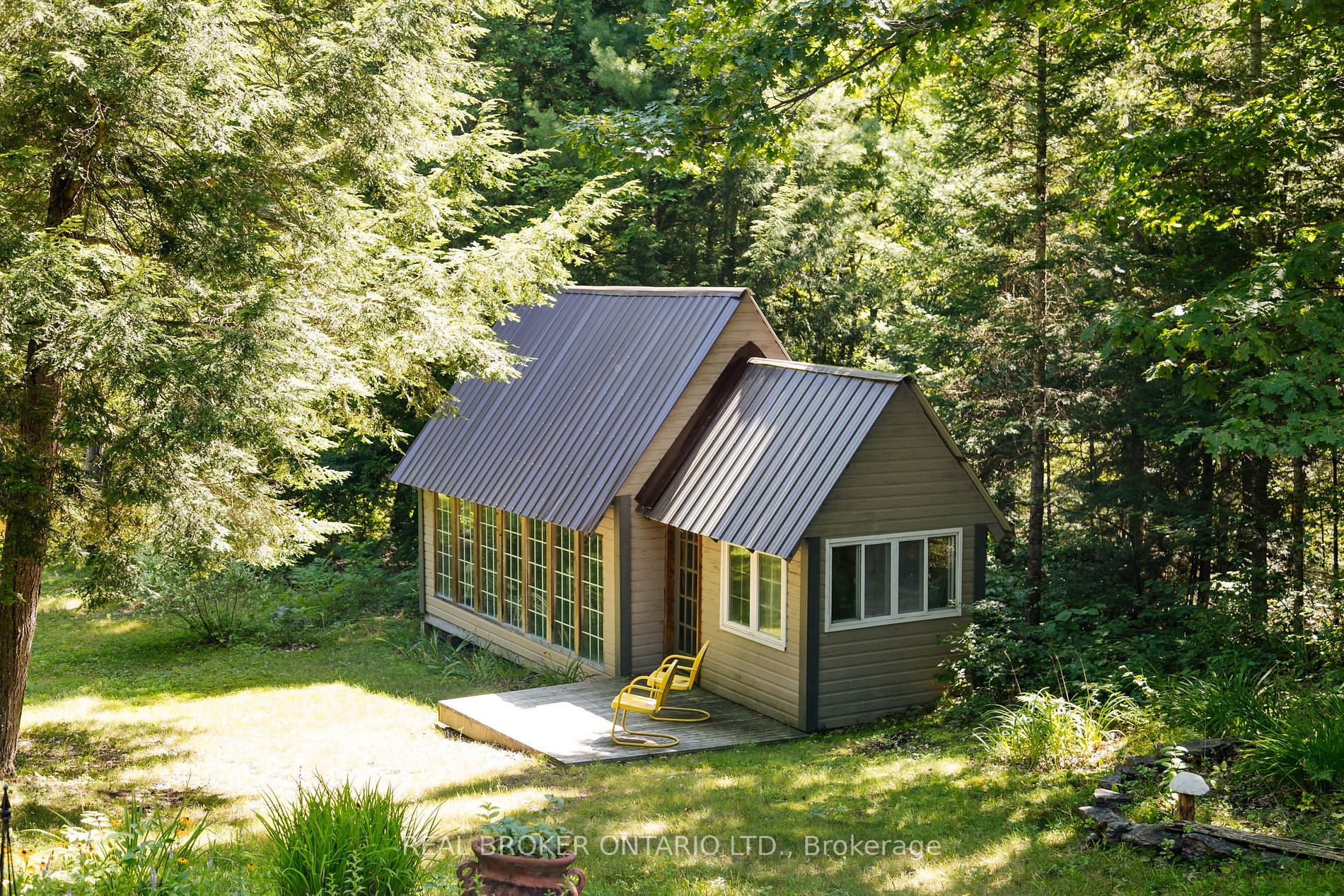 1065 Cloverleaf Road