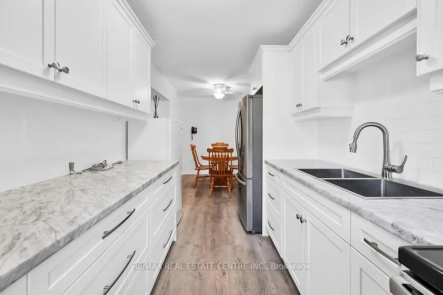 9 GRANT Boulevard, #107