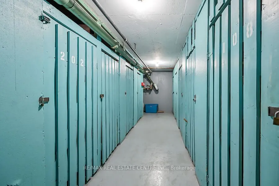 9 GRANT Boulevard, #107