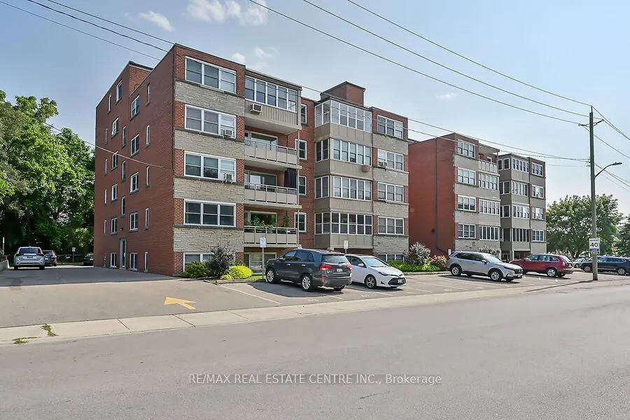 9 GRANT Boulevard, #107