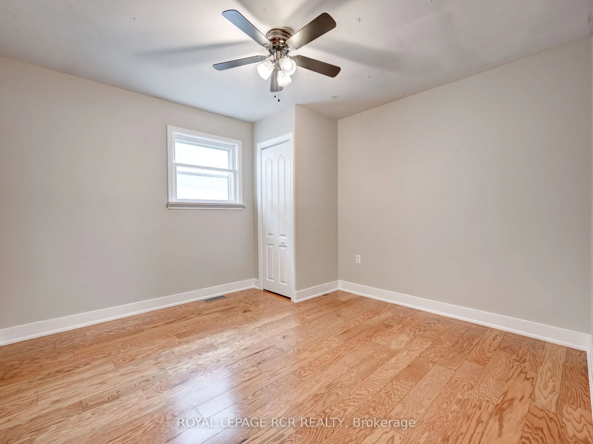 511 Main Street E