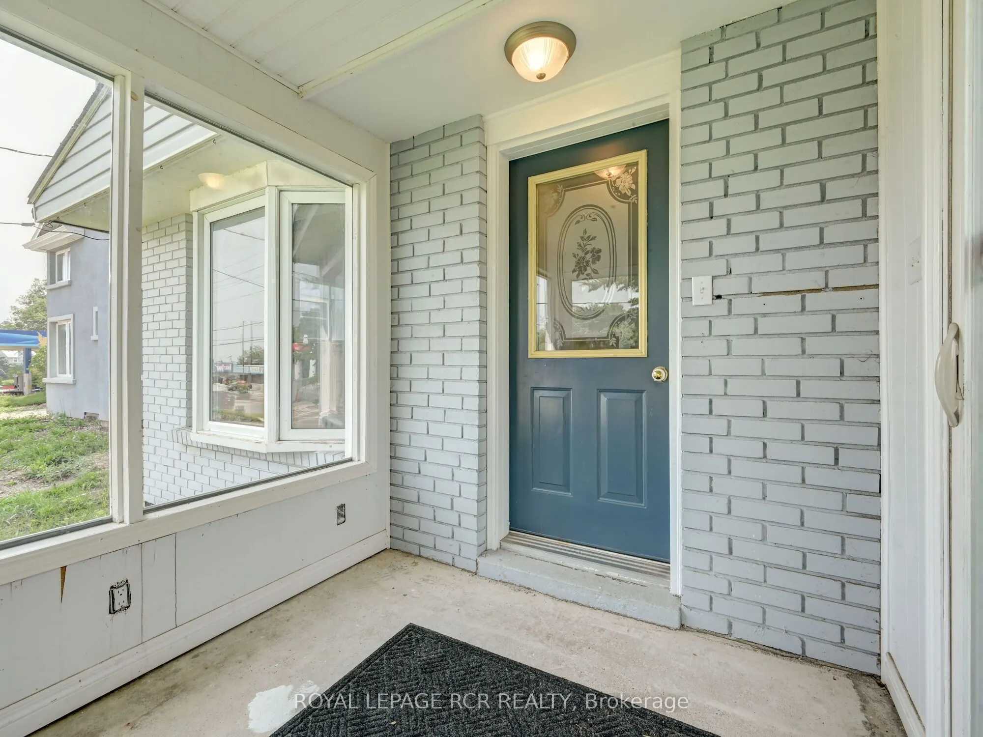 511 Main Street E