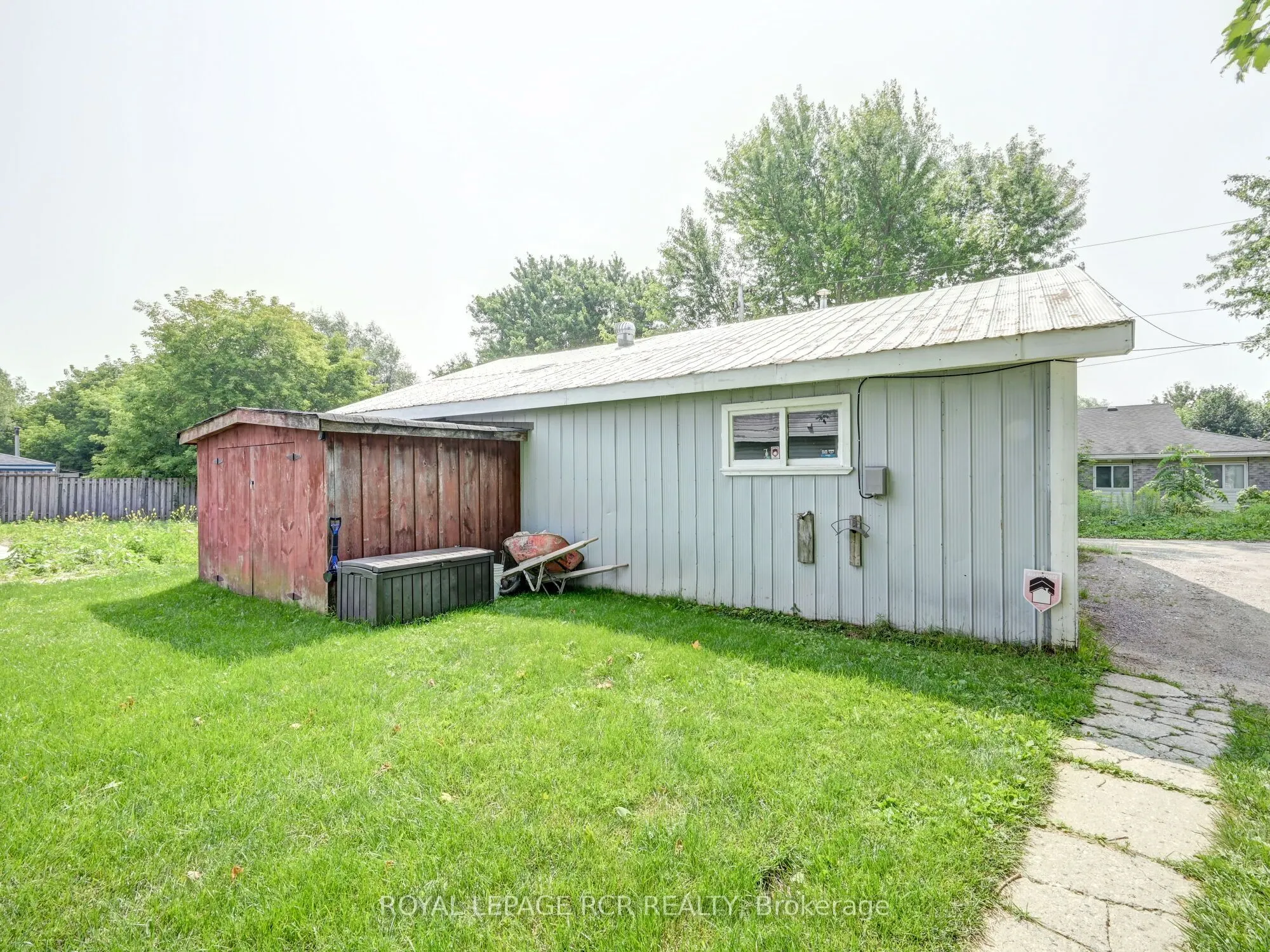 511 Main Street E