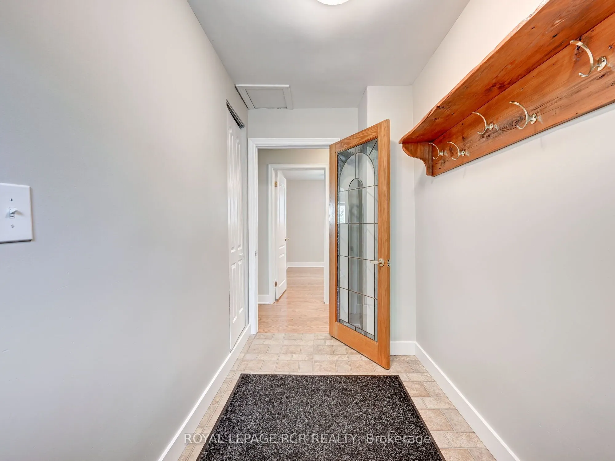 511 Main Street E