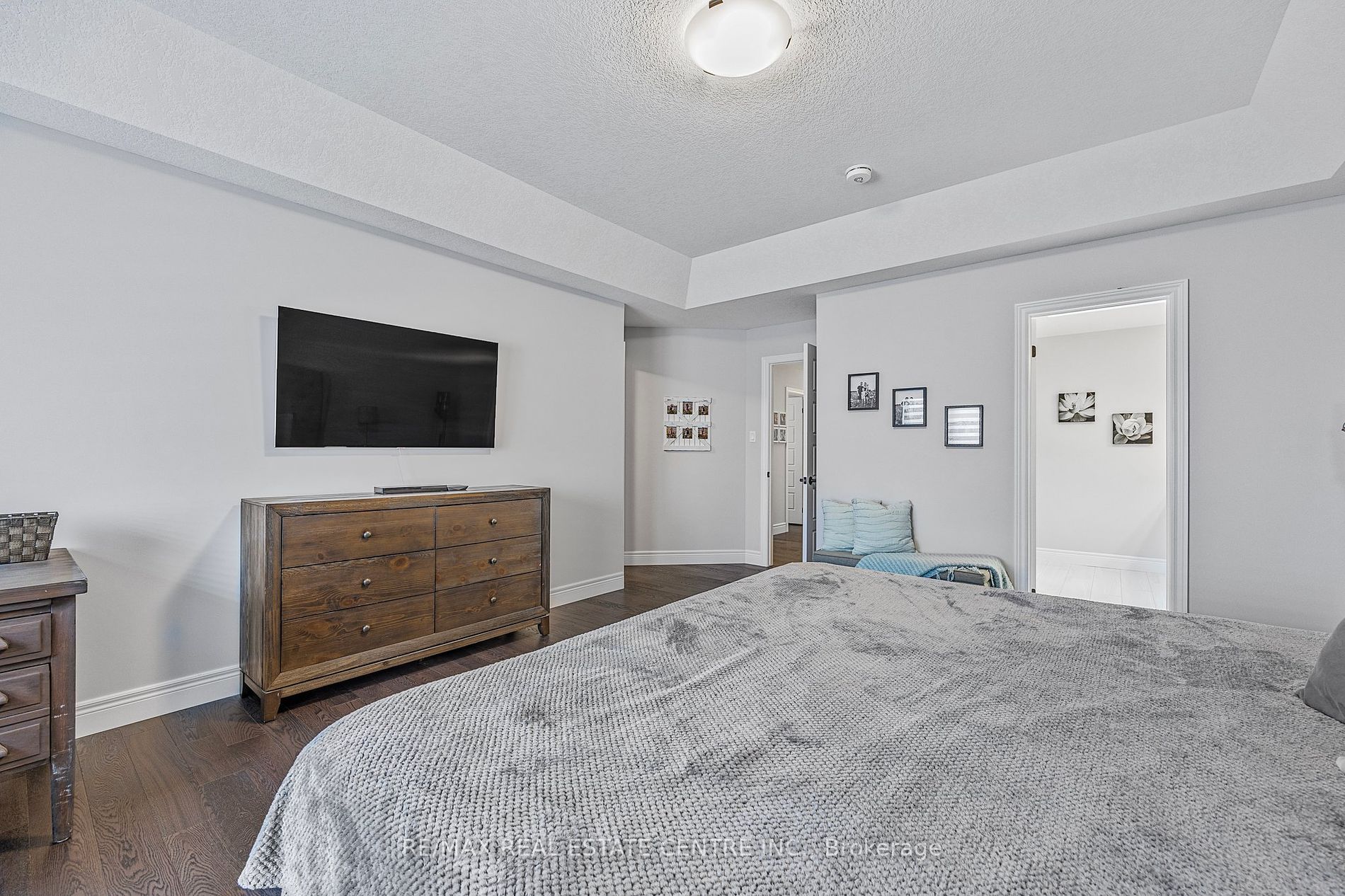 16 Tindall Crescent