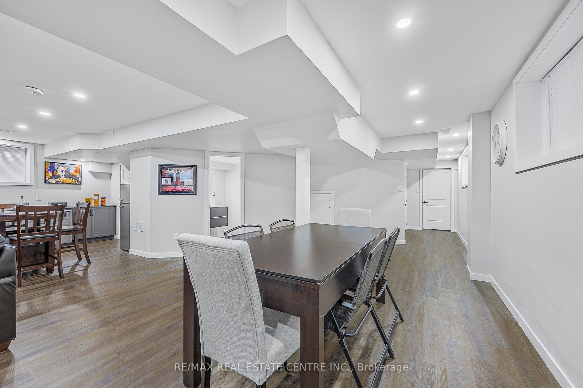 16 Tindall Crescent