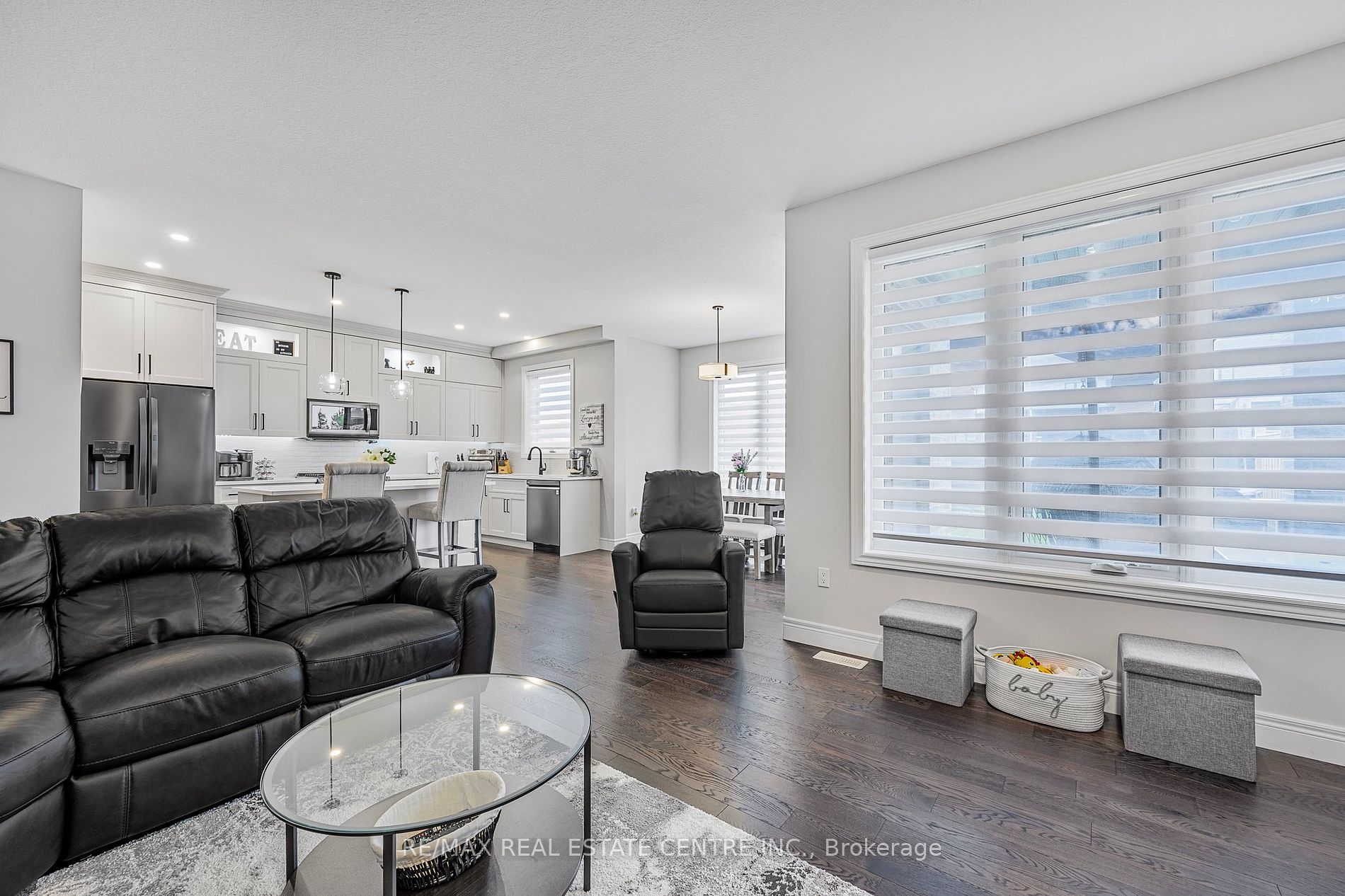 16 Tindall Crescent