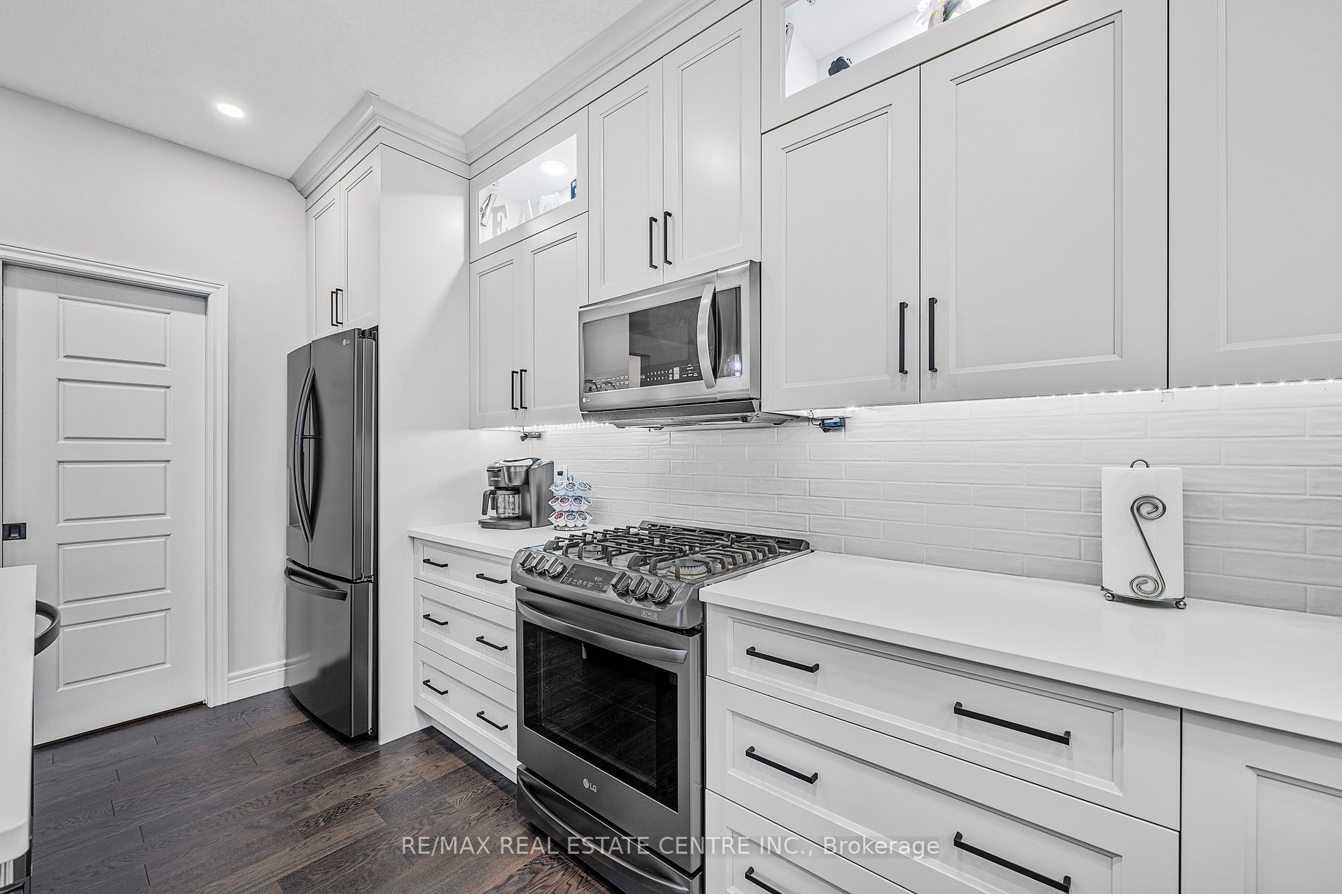 16 Tindall Crescent