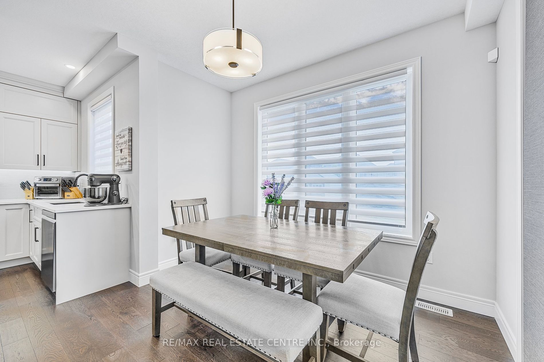16 Tindall Crescent