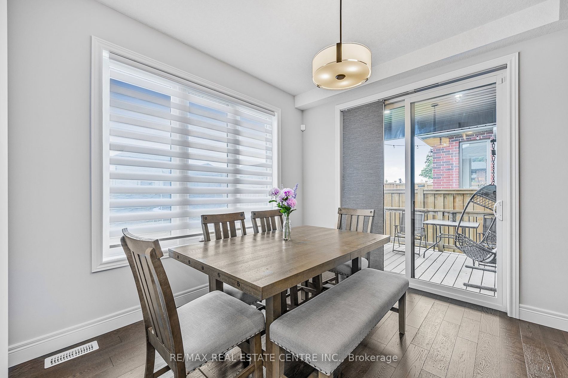 16 Tindall Crescent