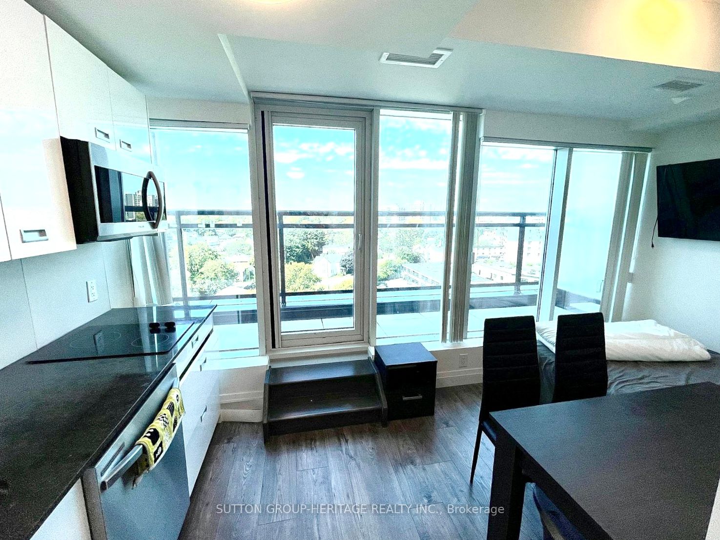 652 Princess Street, #929