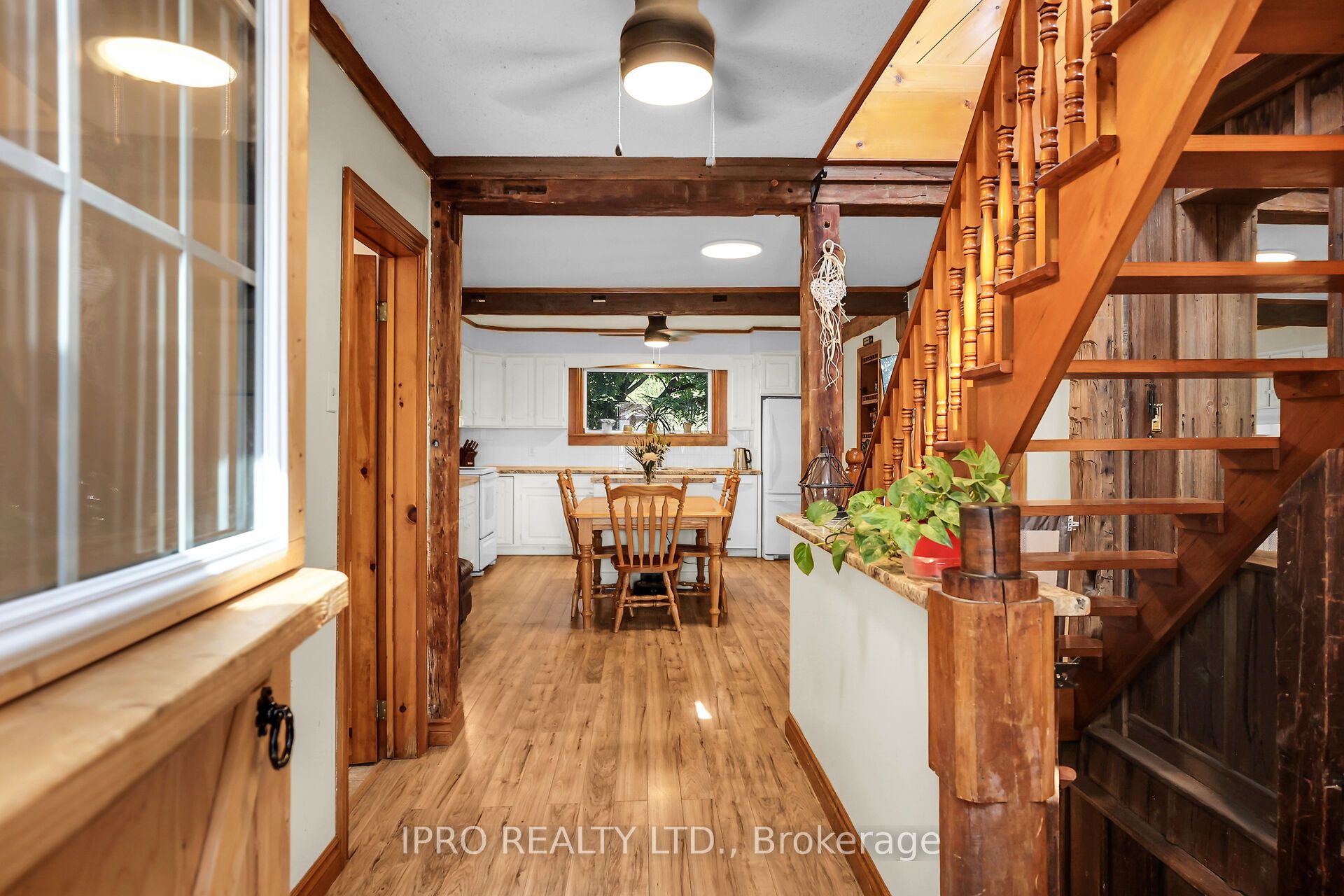 1027 Niagara Stone Road