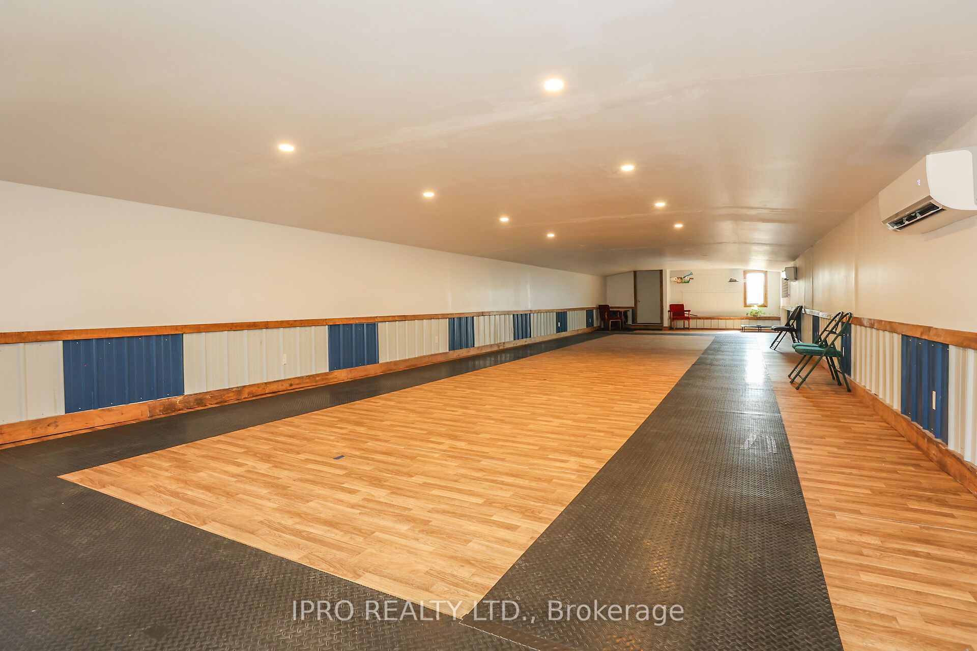 1027 Niagara Stone Road