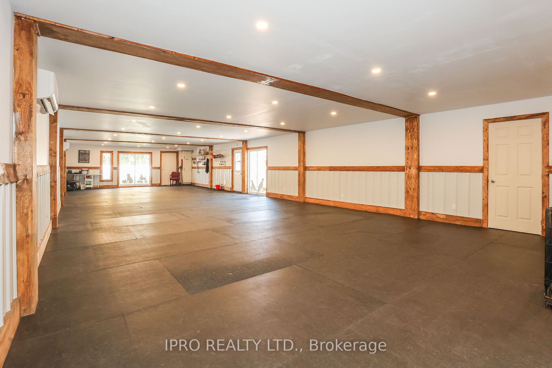 1027 Niagara Stone Road