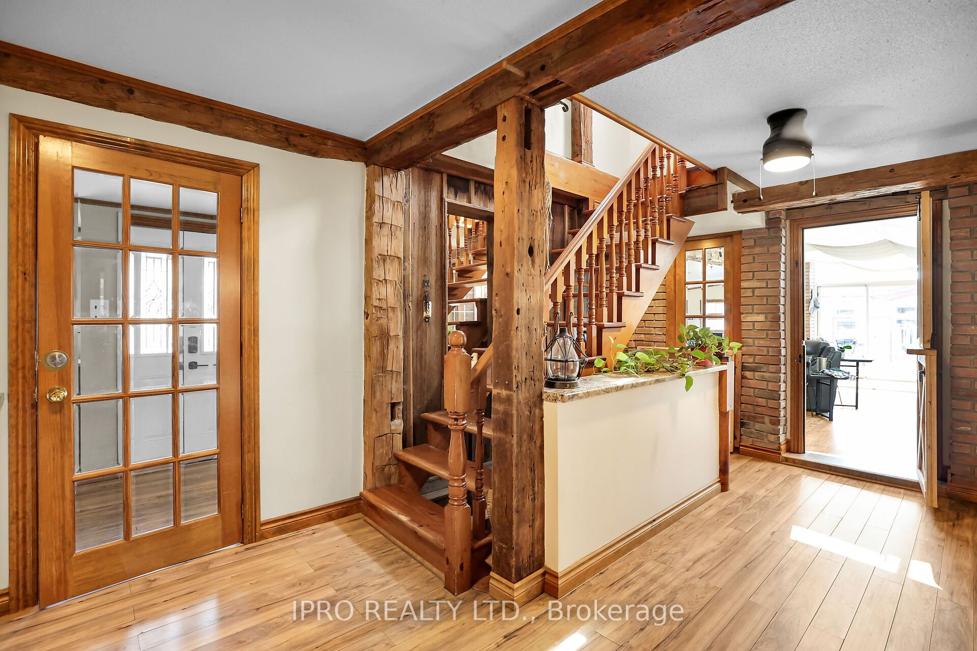 1027 Niagara Stone Road
