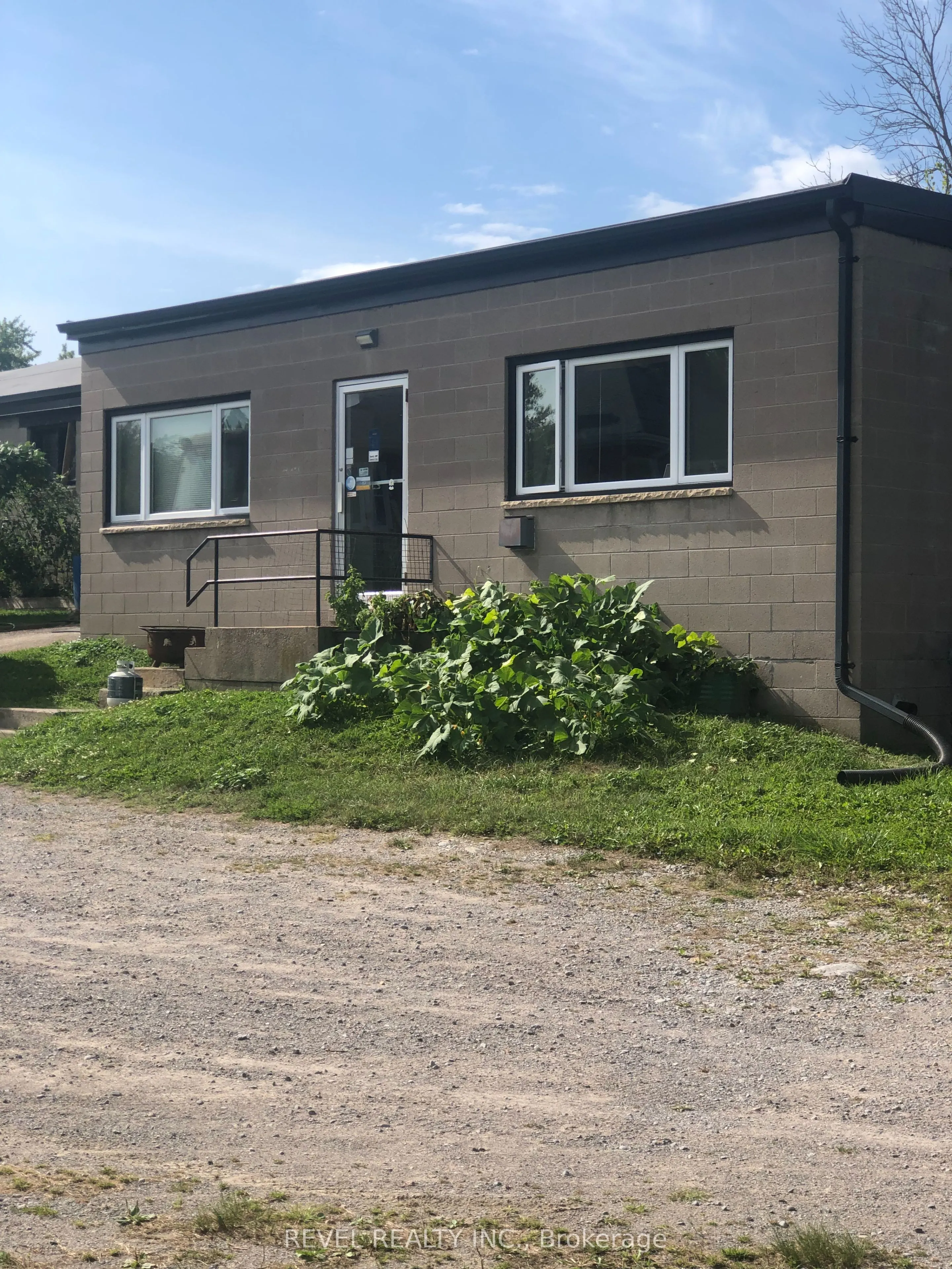 917 County Road 10