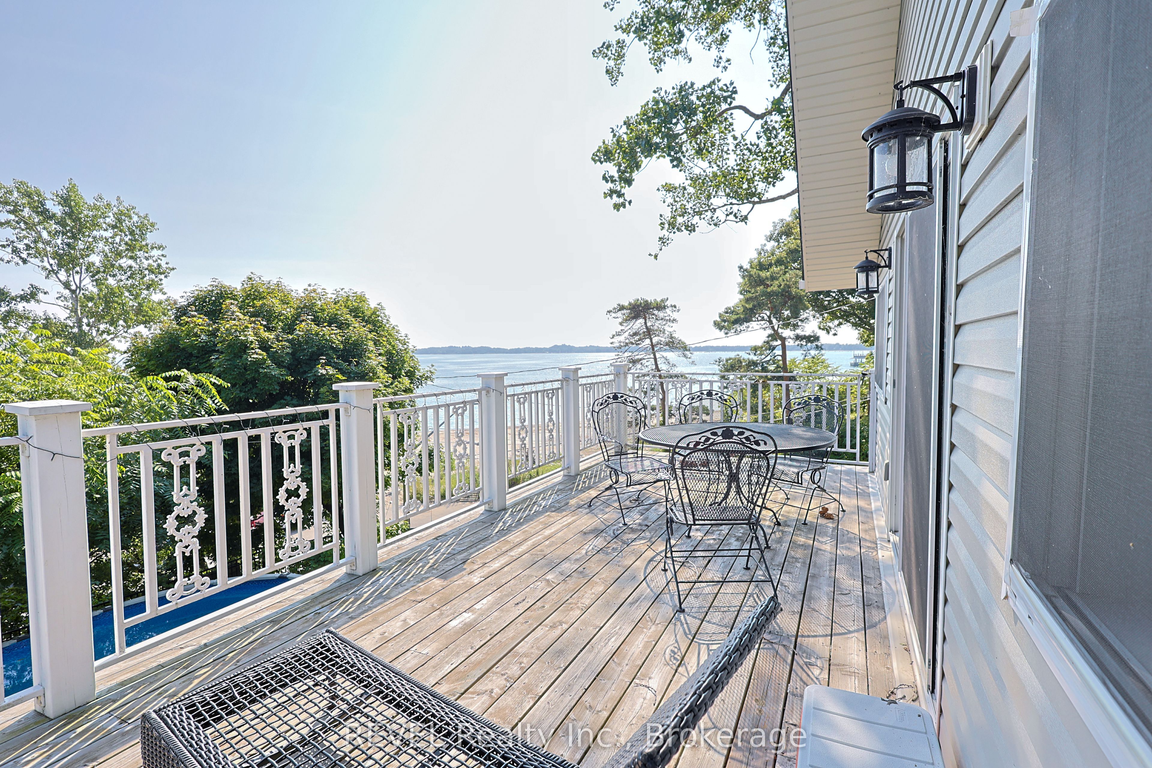 532 Ridgeway Road