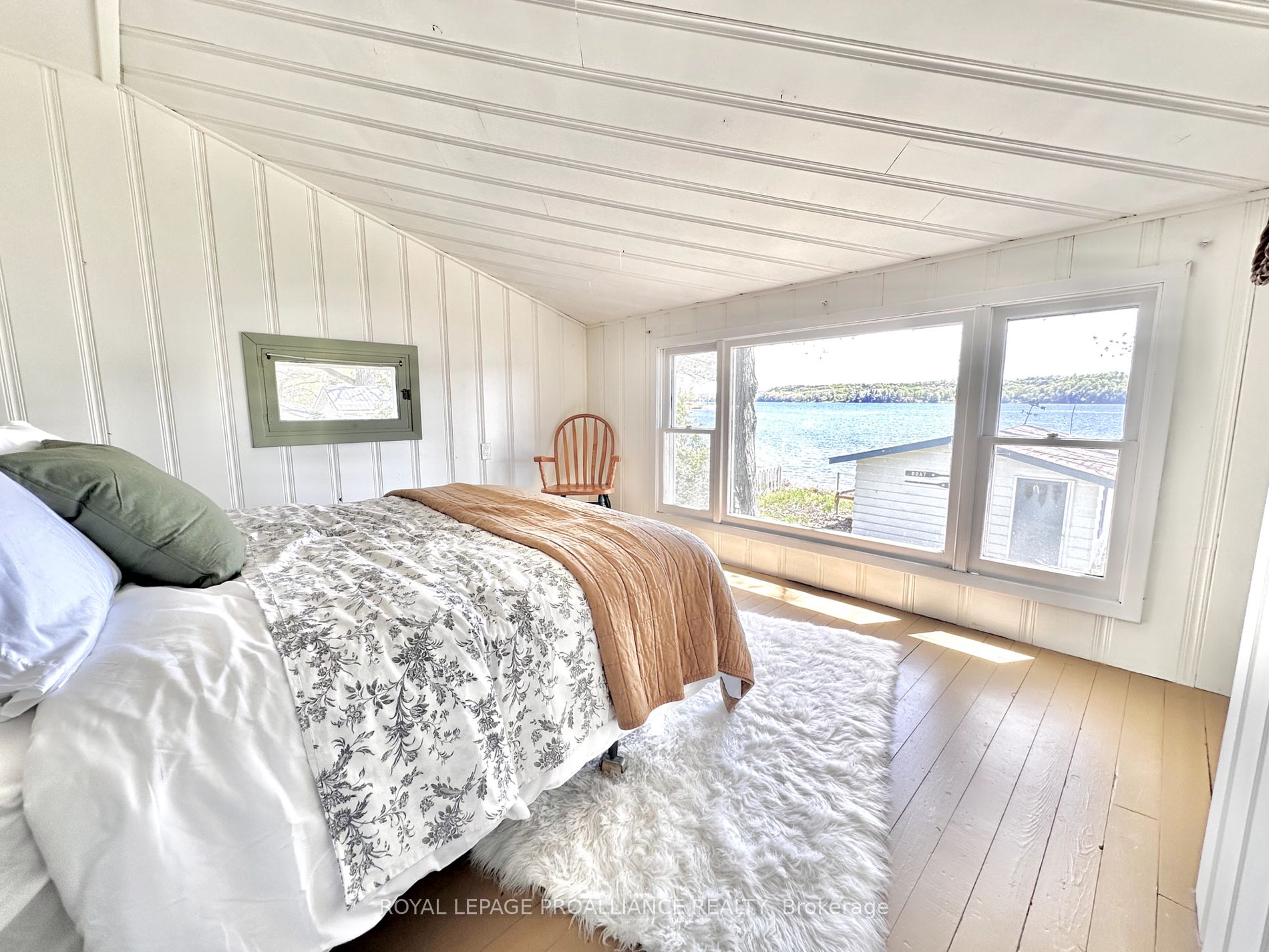 32 Quinte View Road