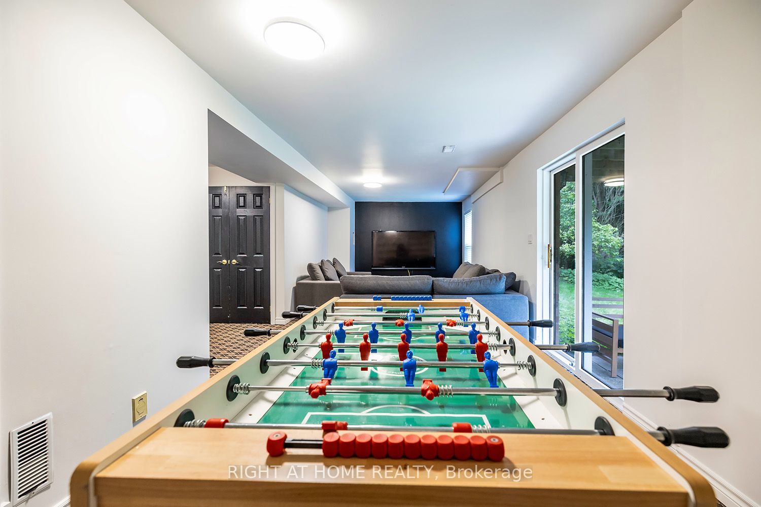 41 Ravine Drive