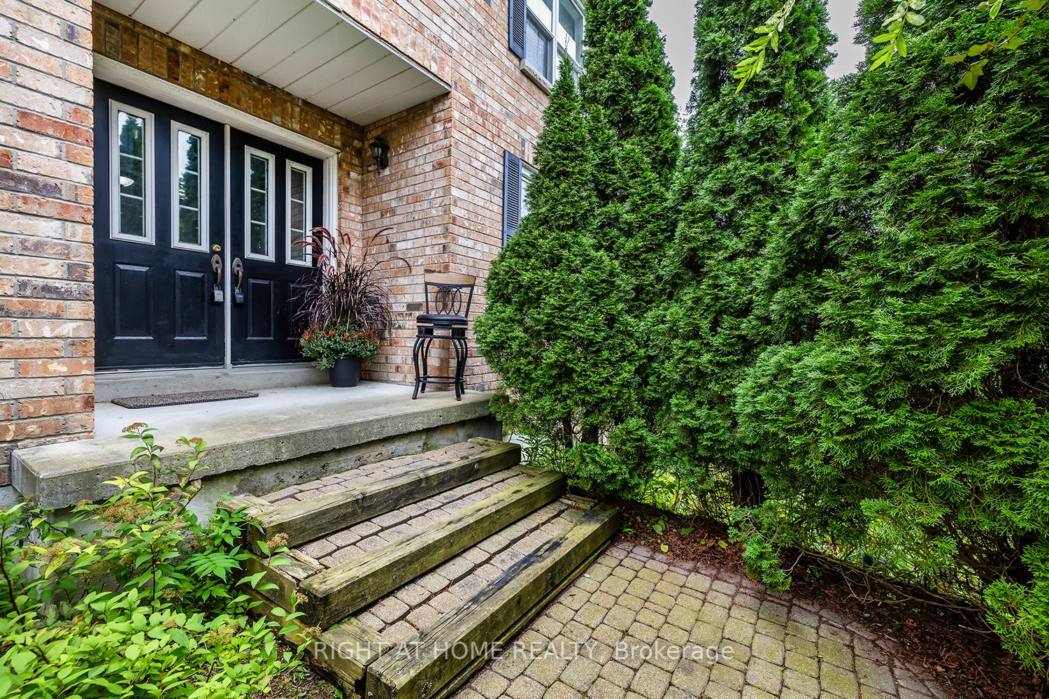 41 Ravine Drive