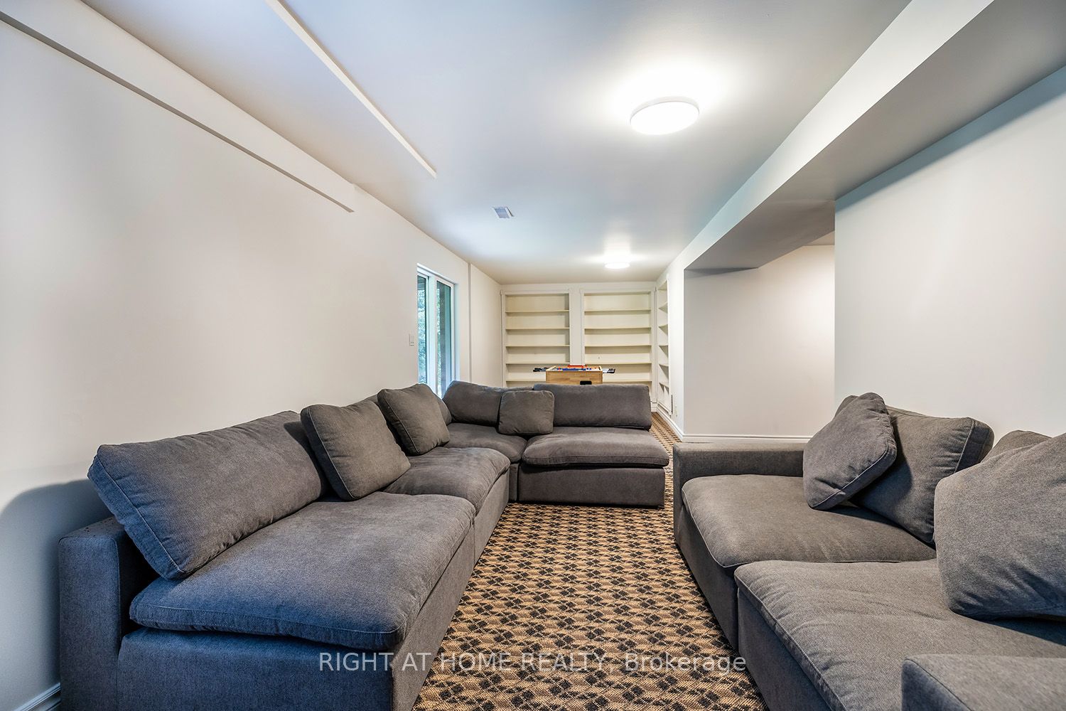 41 Ravine Drive