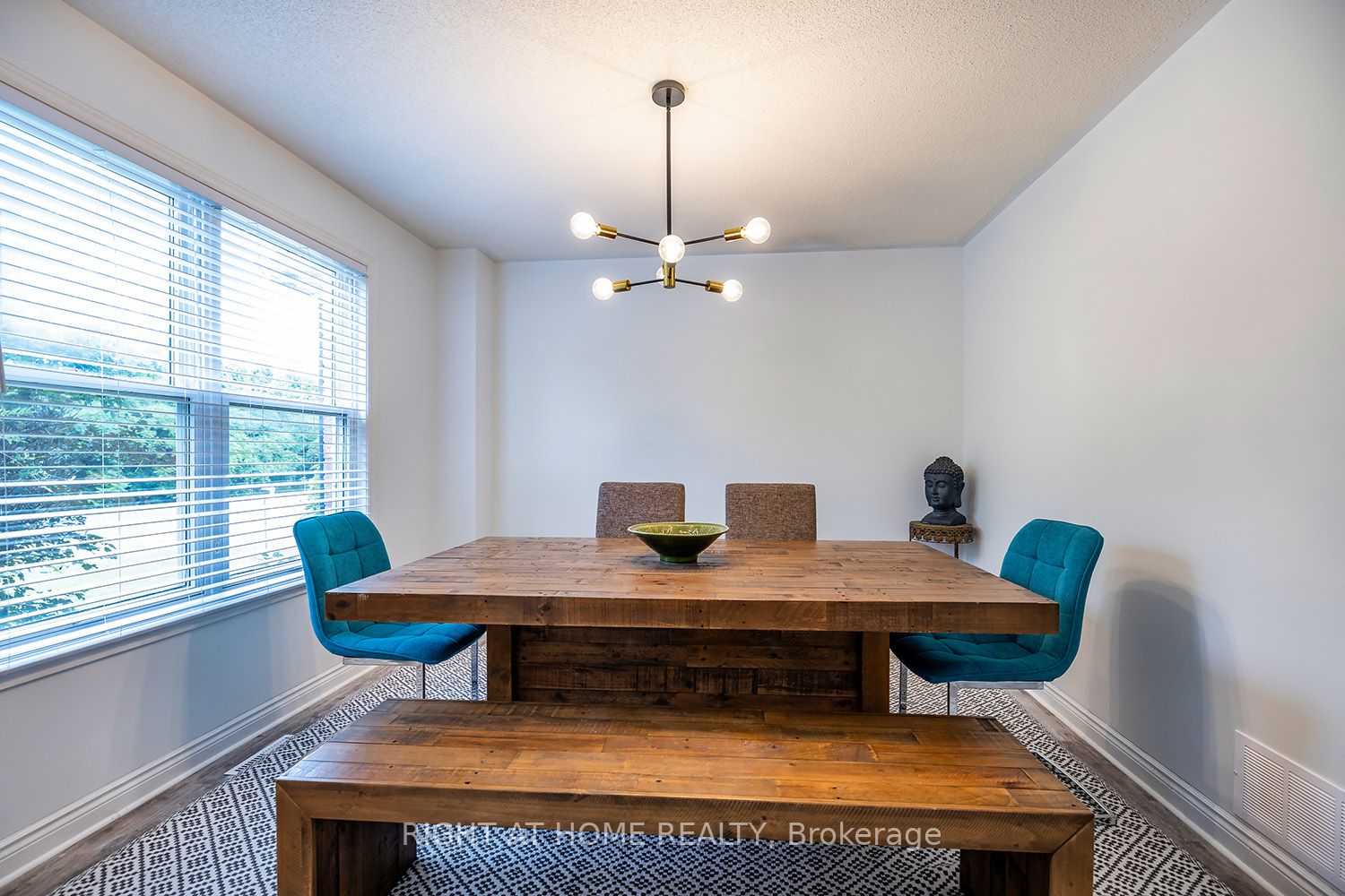 41 Ravine Drive