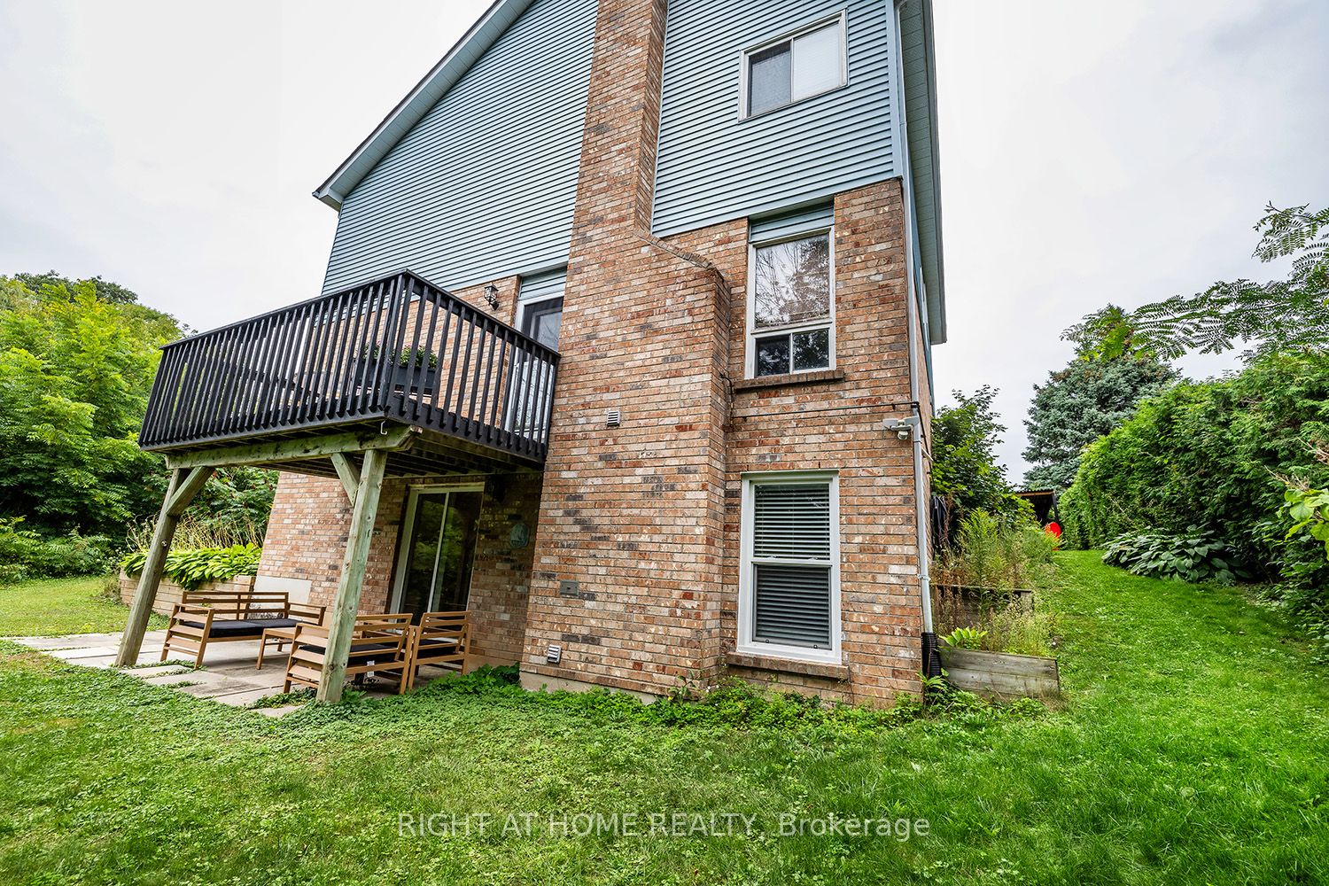 41 Ravine Drive