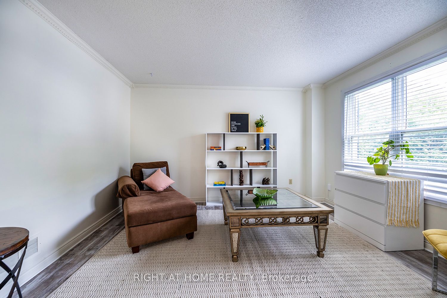 41 Ravine Drive