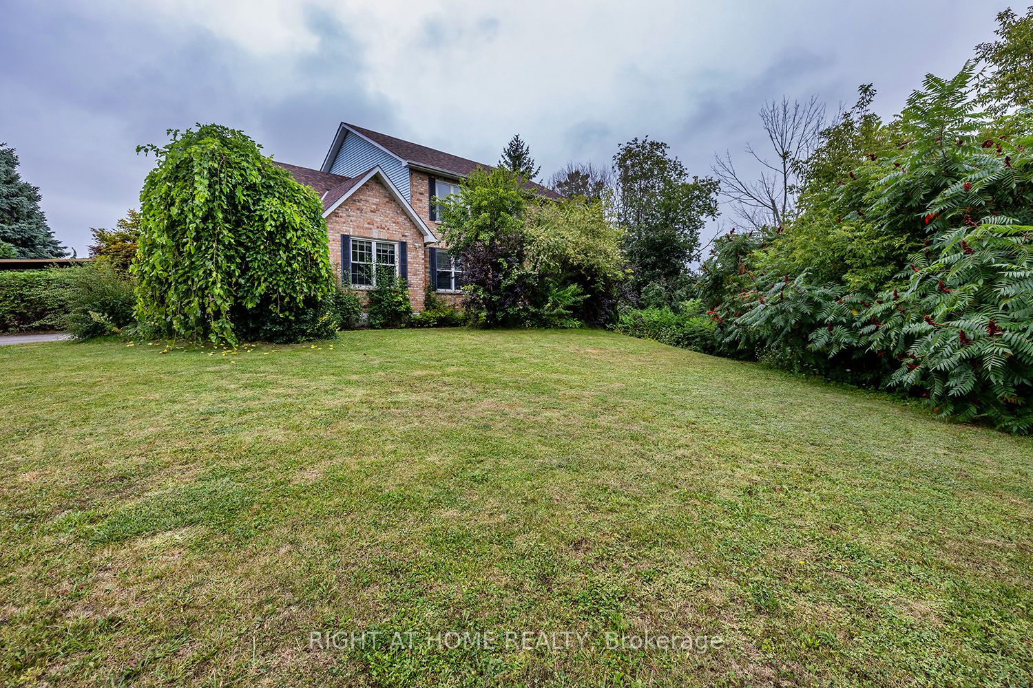 41 Ravine Drive