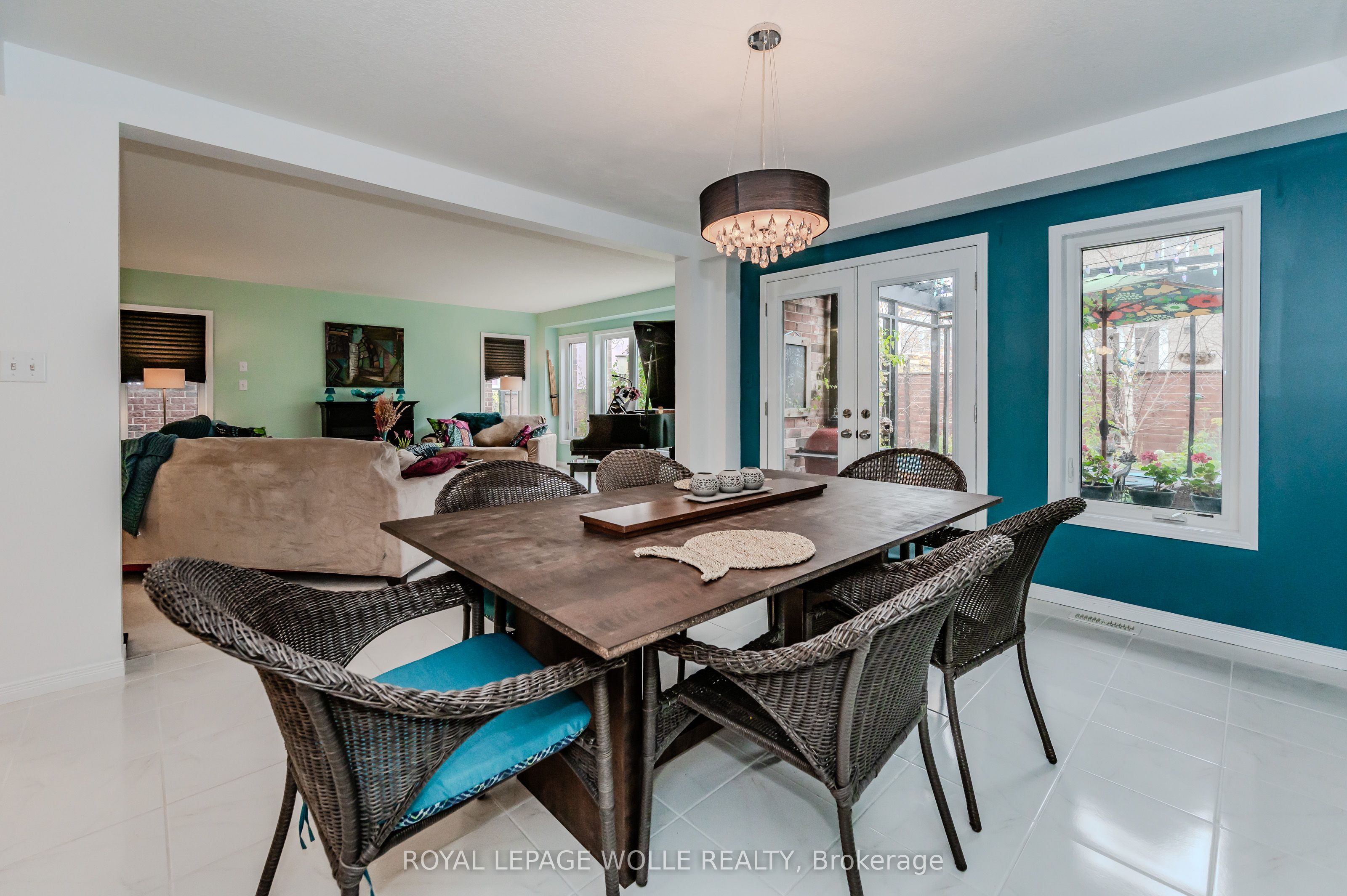565 Sundew Drive
