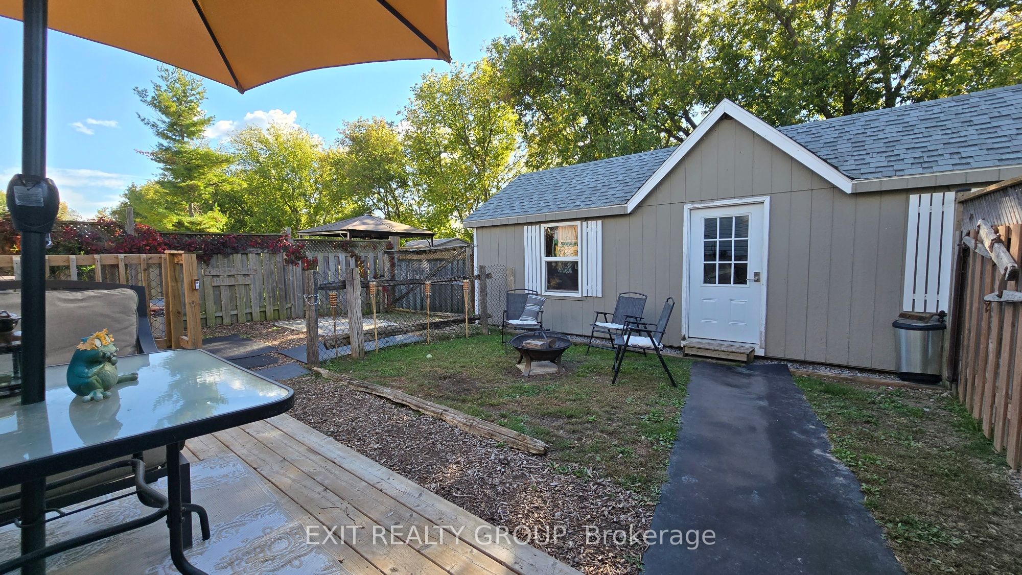 3 Creekside Drive