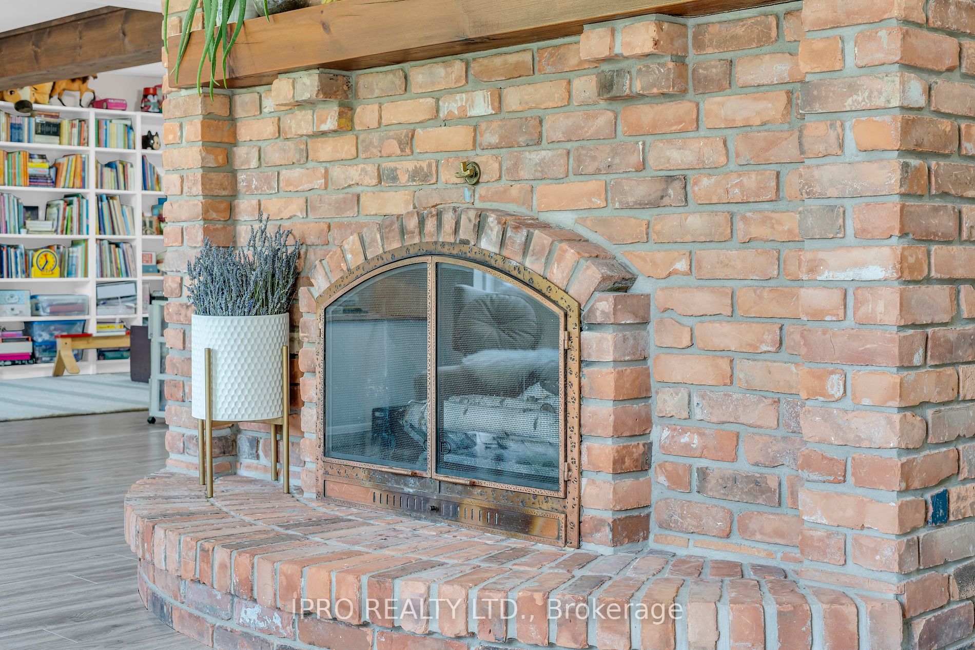 993608 Mono-Adjala Townline