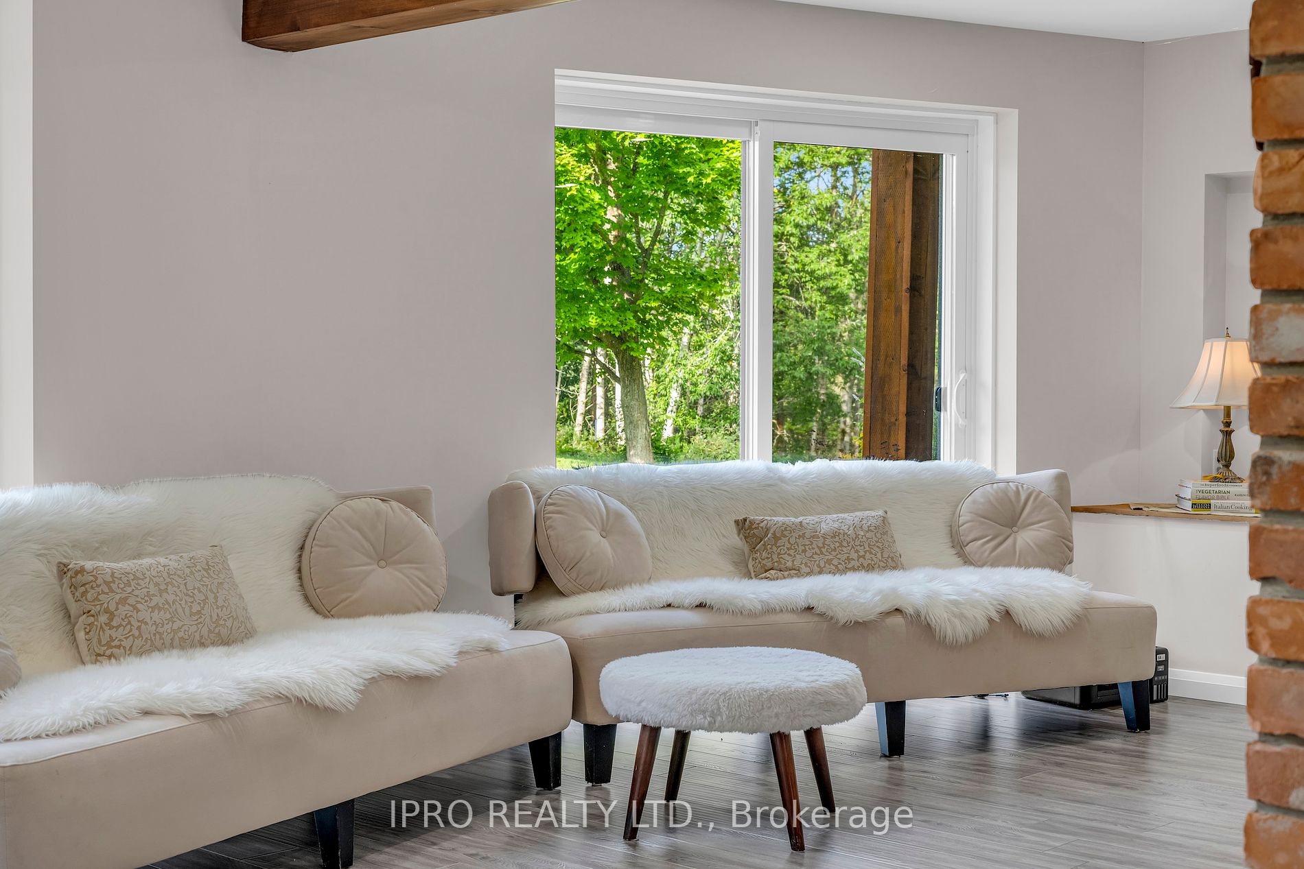993608 Mono-Adjala Townline