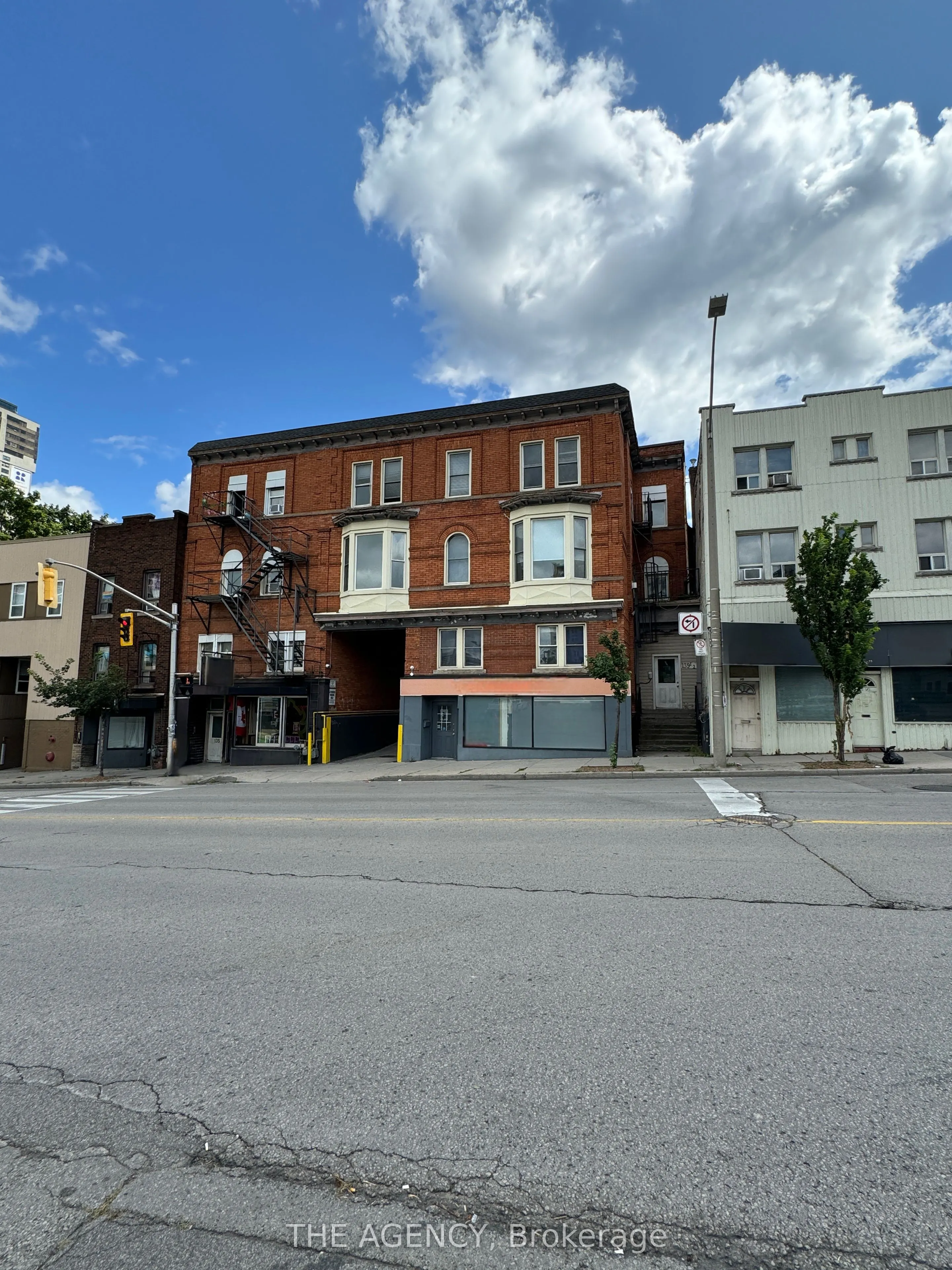 139 1/2 John Street S, #4