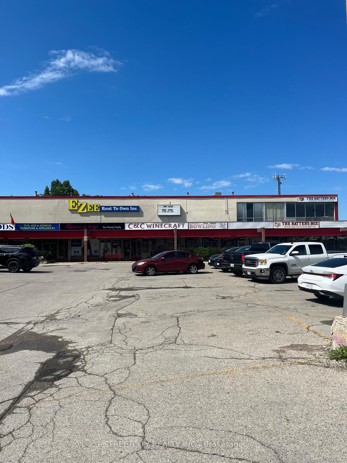 1472 Dundas Street E, #Bsmnt