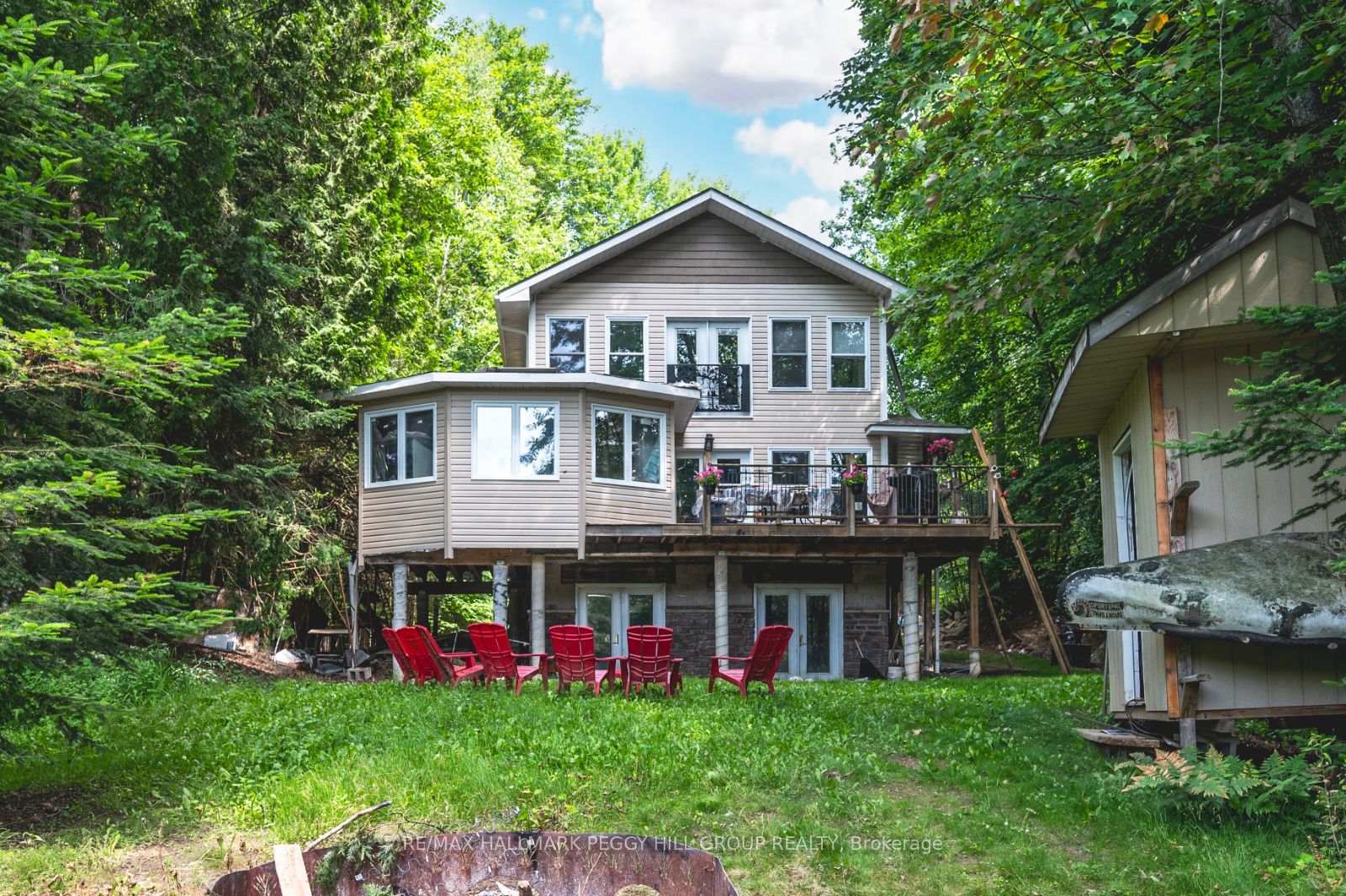 4 Clover Court