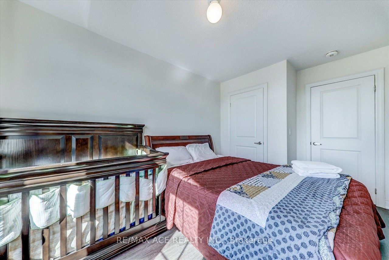 171 Snowbridge Way #26