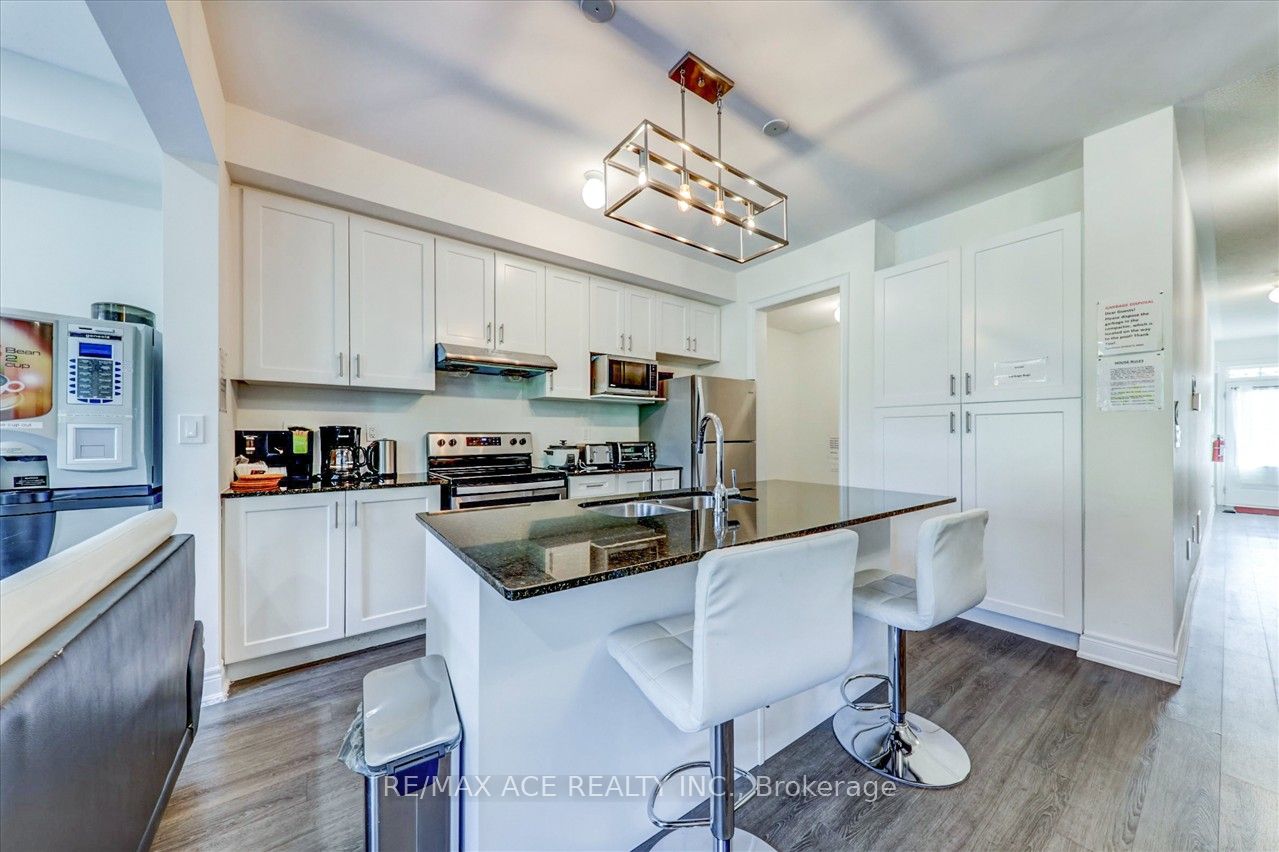 171 Snowbridge Way #26
