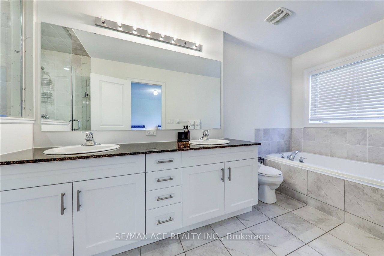 171 Snowbridge Way #26