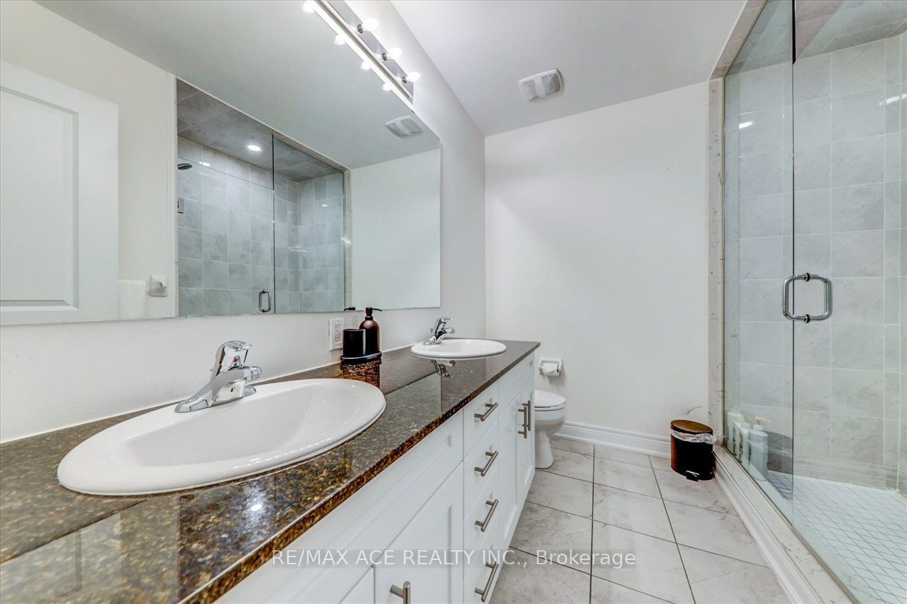 171 Snowbridge Way #26