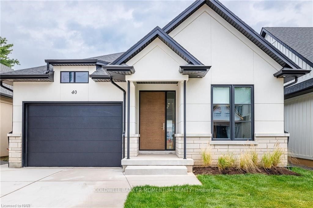 40 Ivy Crescent