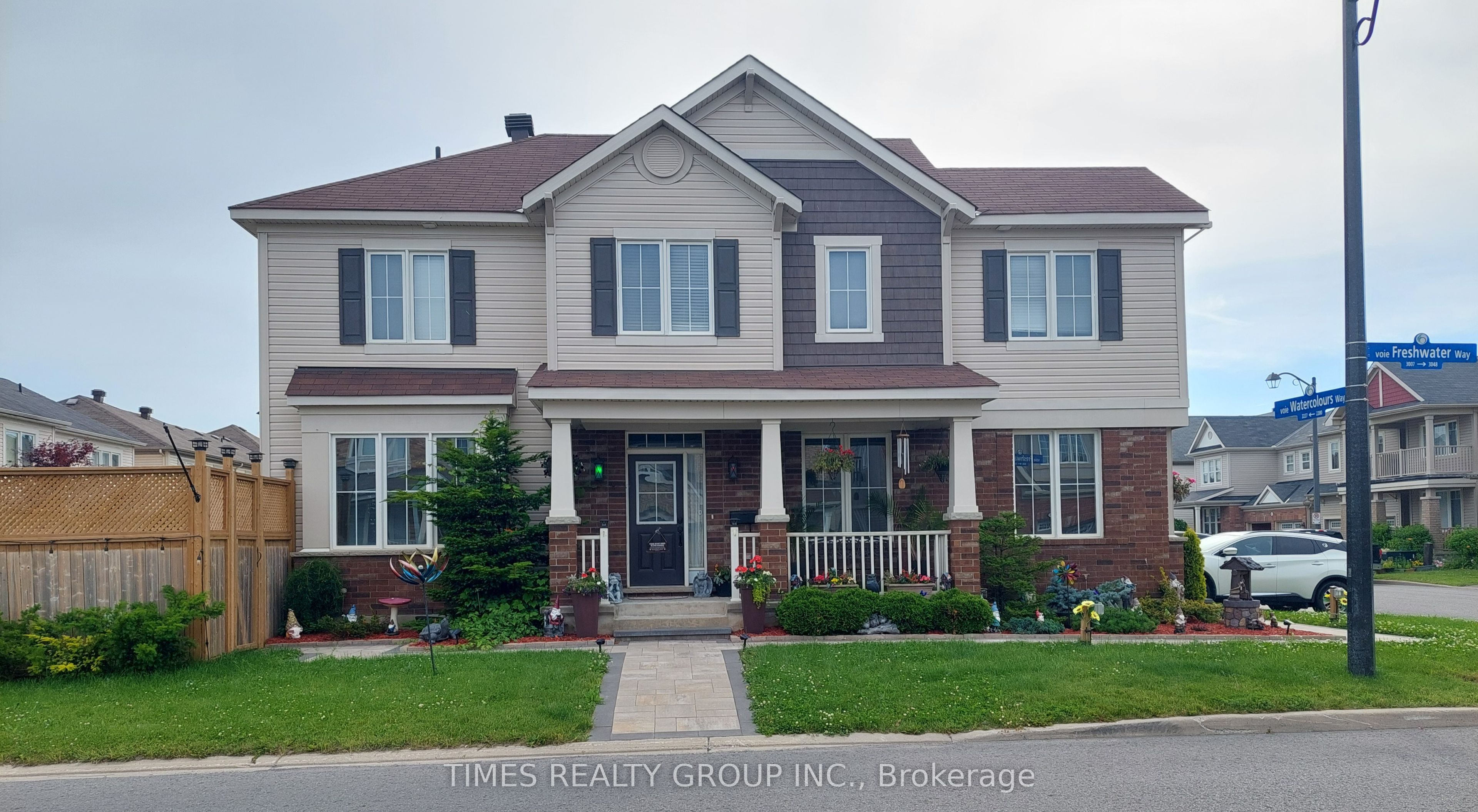 2200 Watercolours Way