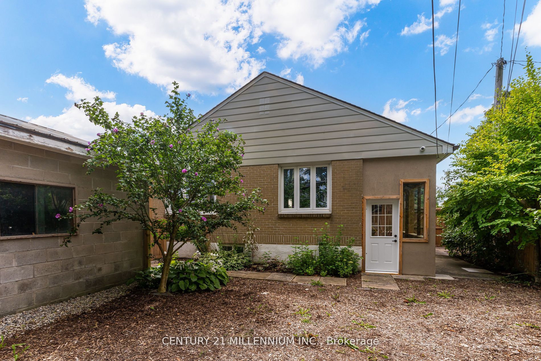 12 Stevenson Avenue