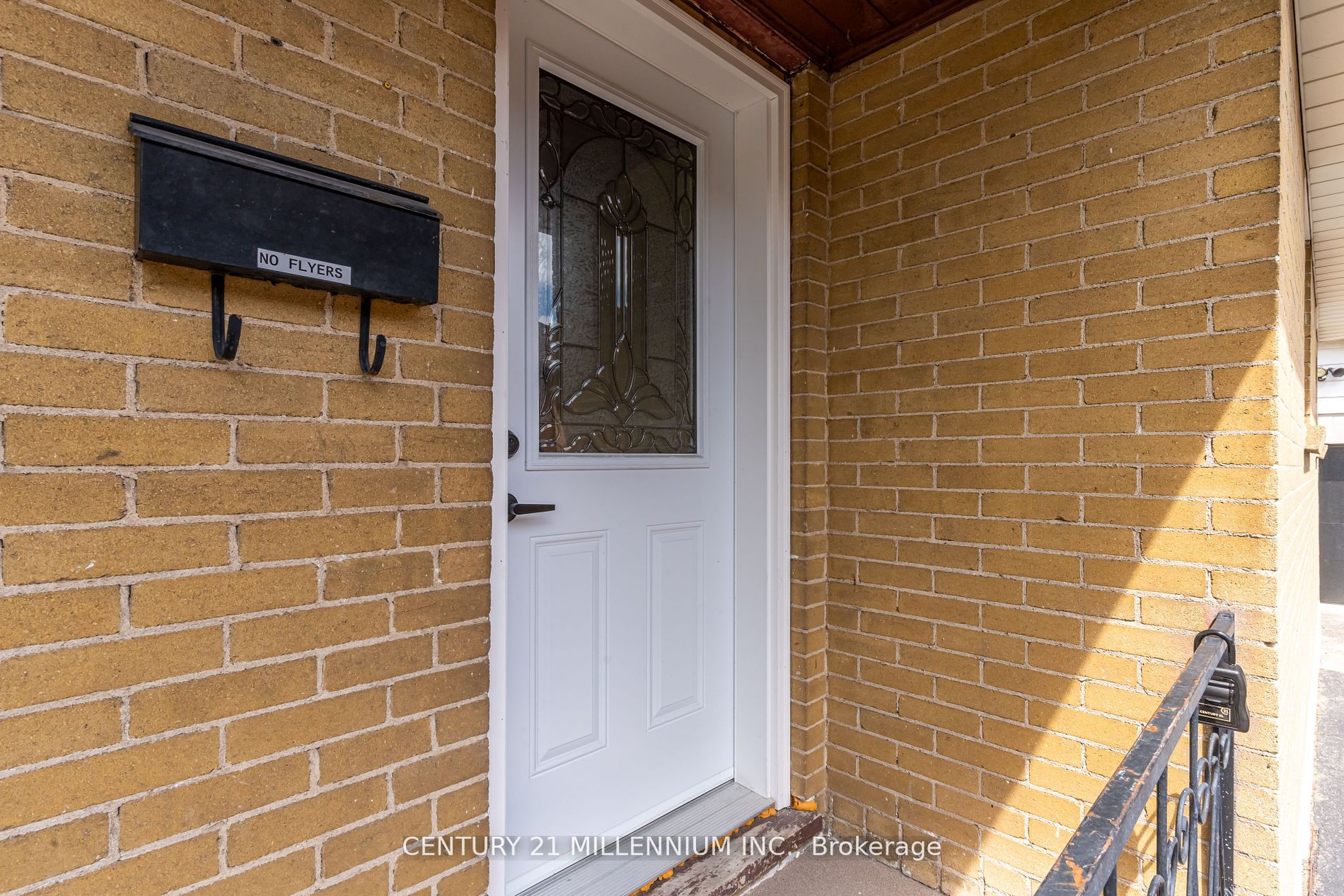 12 Stevenson Avenue