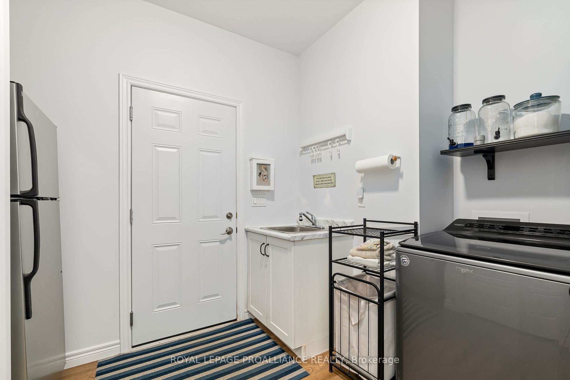 190 Lakeshore Road