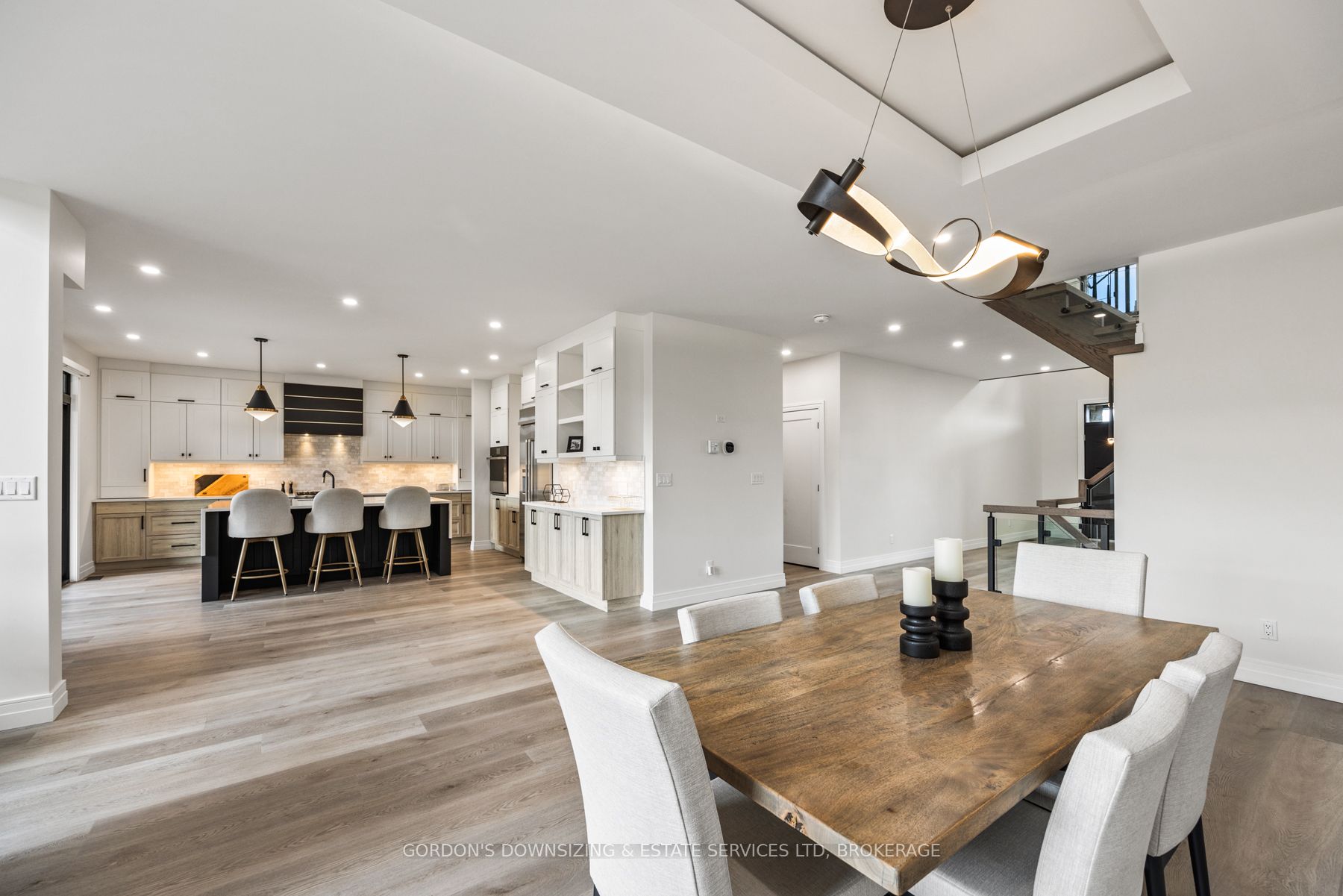 832 Windermere Drive