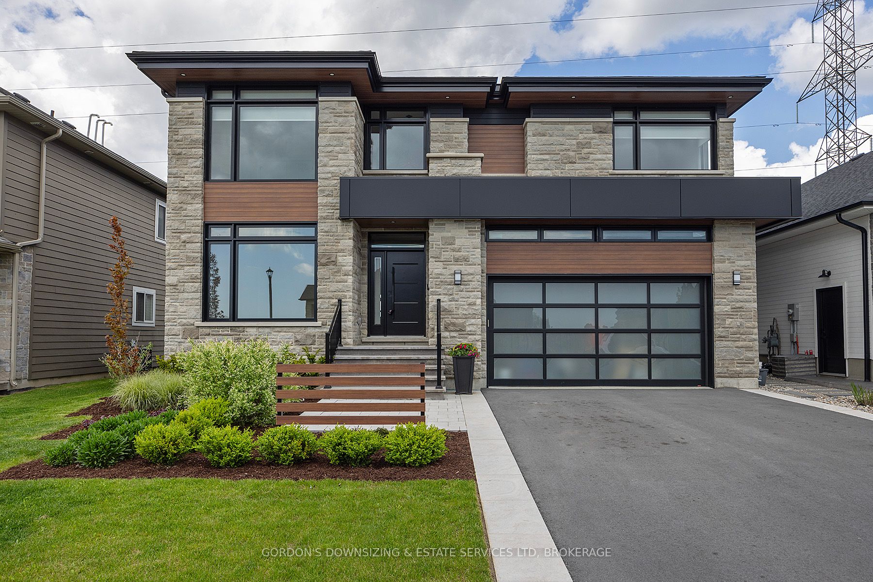 832 Windermere Drive