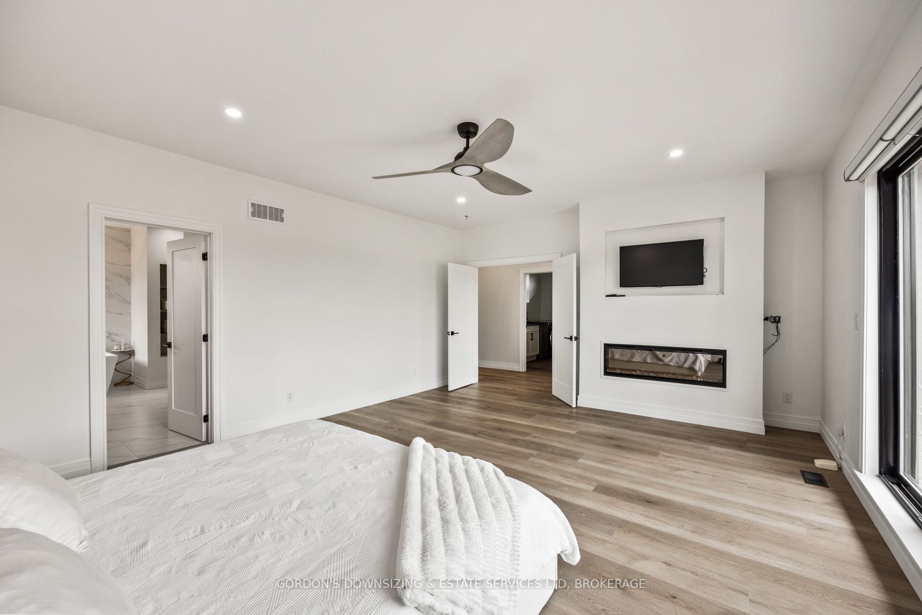 832 Windermere Drive